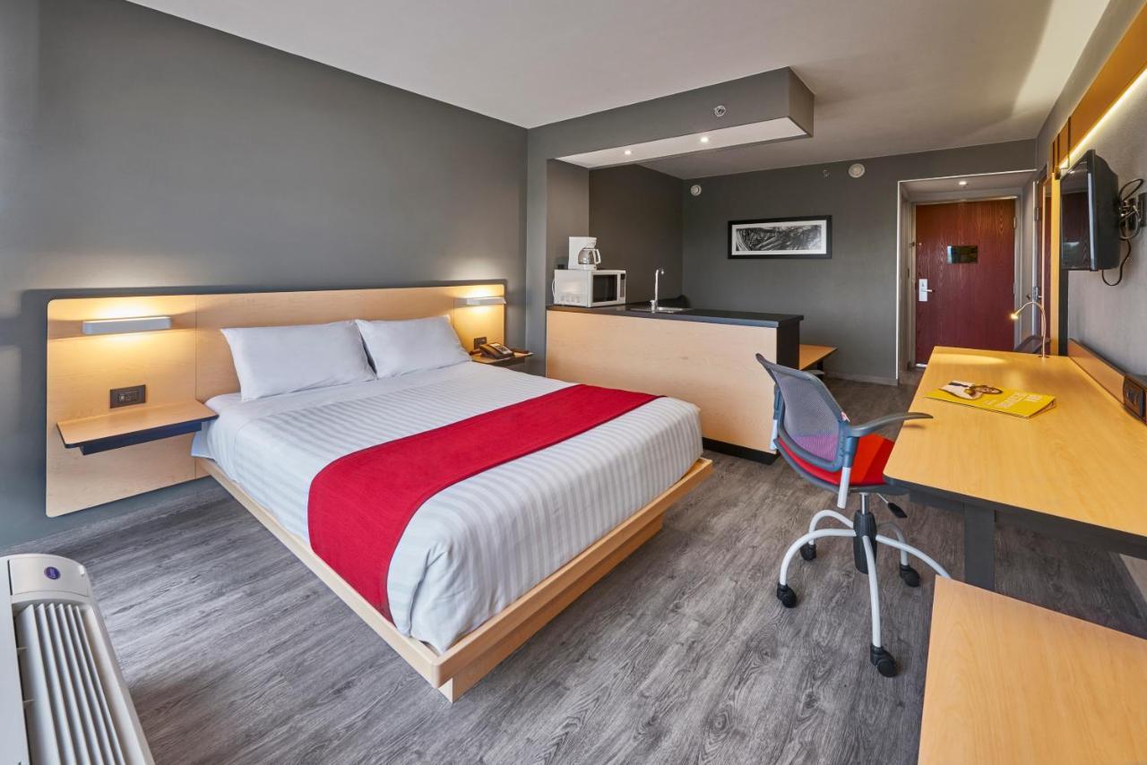 City Express By Marriott Irapuato Bagian luar foto