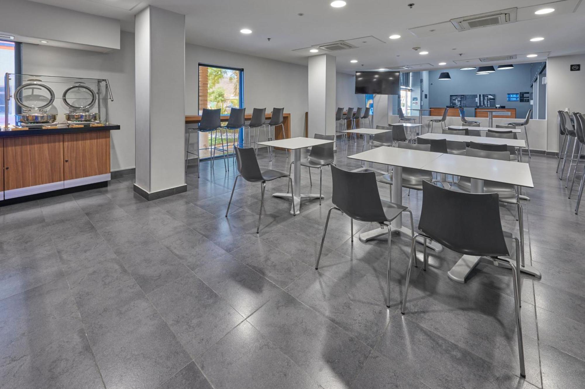 City Express By Marriott Irapuato Bagian luar foto