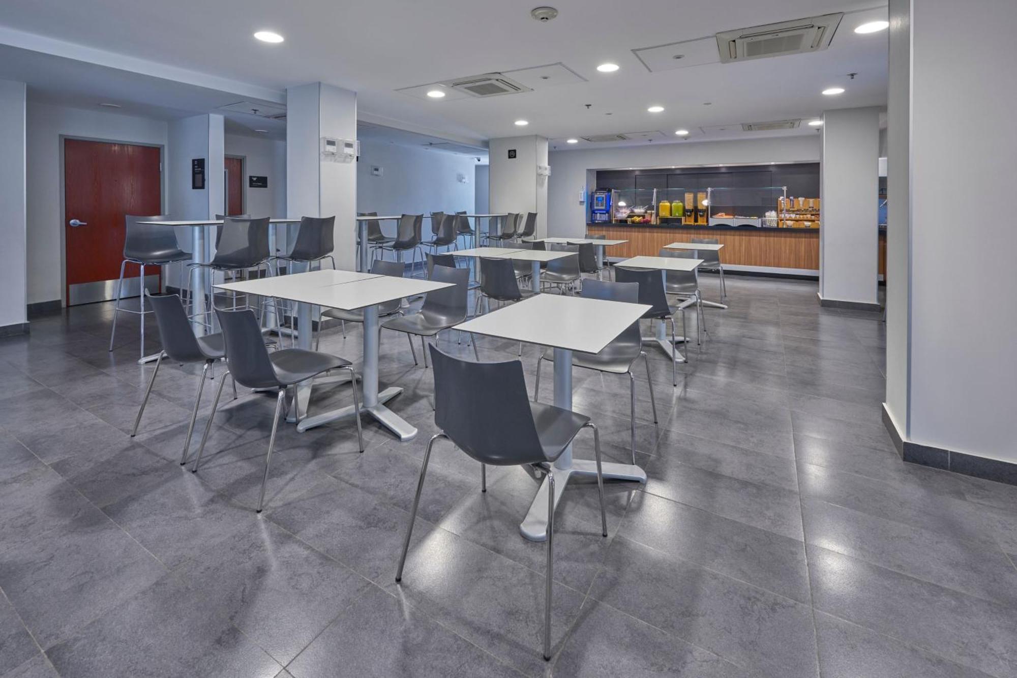 City Express By Marriott Irapuato Bagian luar foto